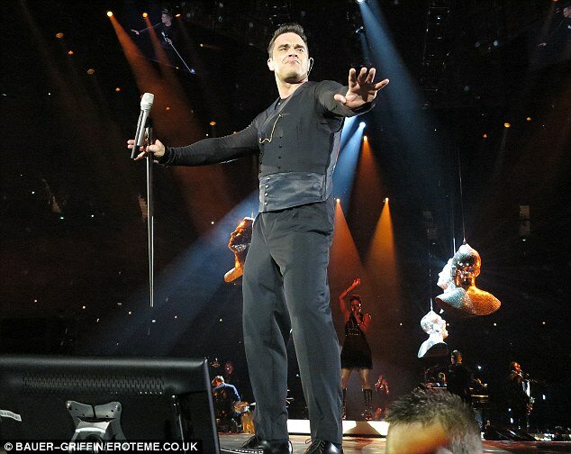 Robbie Williams concert O2 arena